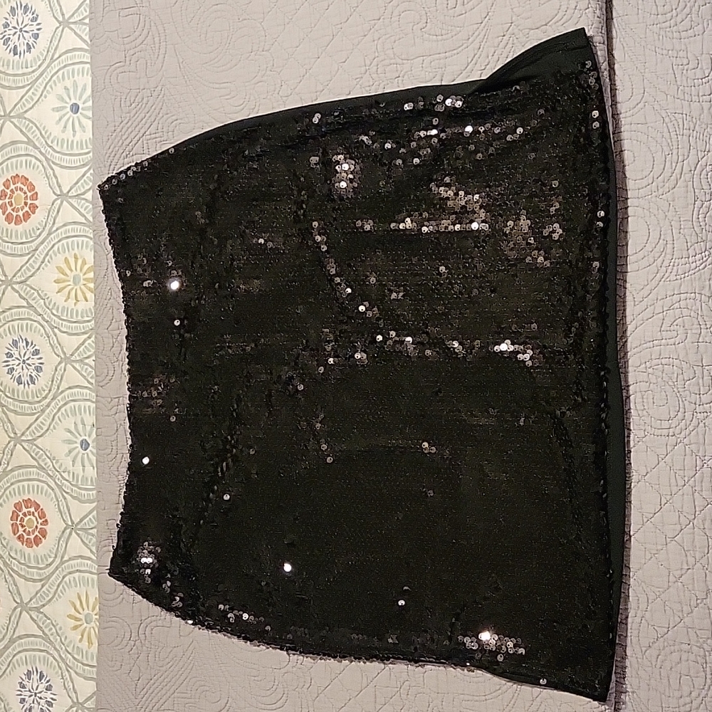 Sequins mini skirt